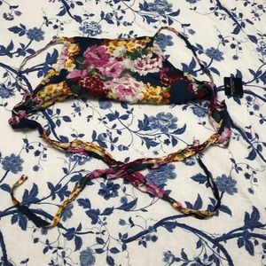 Brandy Melville Tie back crop top